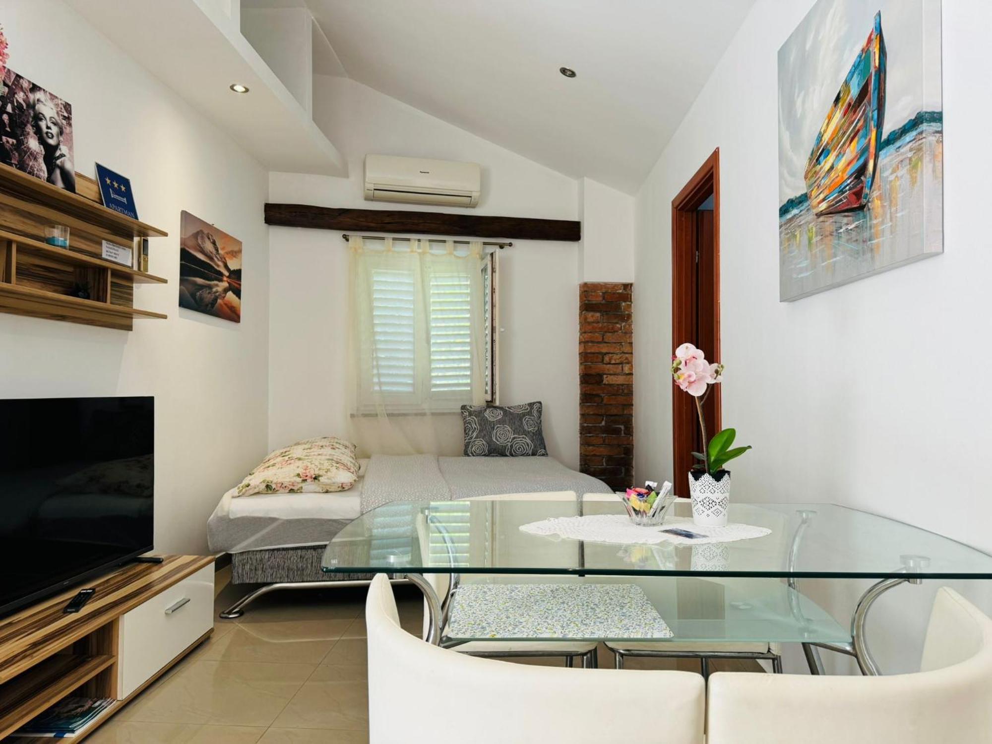Apartments Ascic أوباتيا الغرفة الصورة
